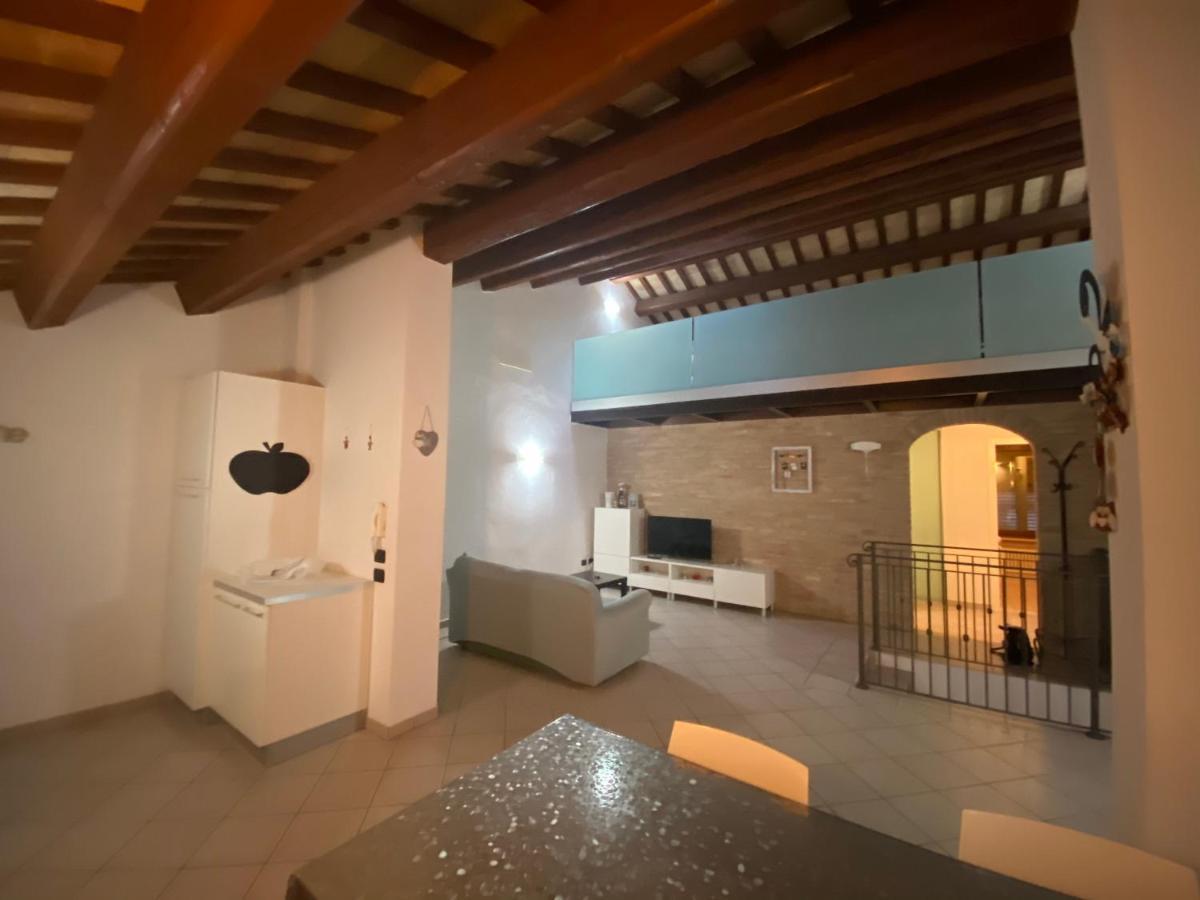 Casa Di Adele Apartment Chiaravalle Exterior photo